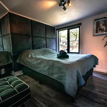 Gæstehus Amsterdam-houseboat-amstel Amsterdam