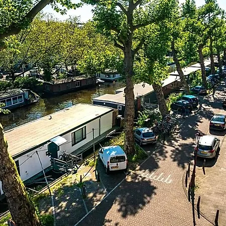 Amsterdam-houseboat-amstel Amsterdam