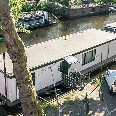 Amsterdam-houseboat-amstel Amsterdam